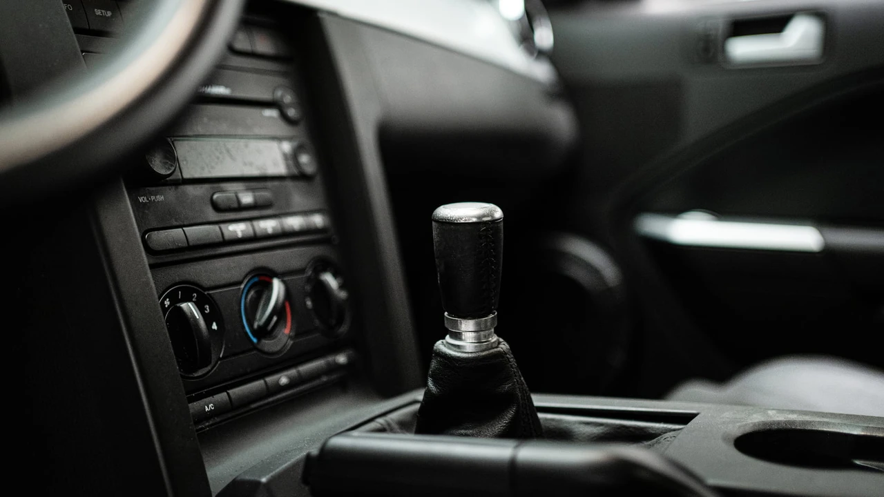 2006 Ford S197 Mustang - Image 14 of 21