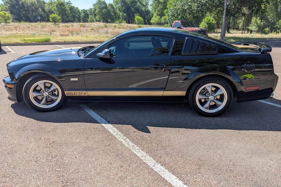 2006 Ford S197 Mustang - Image 3 of 31