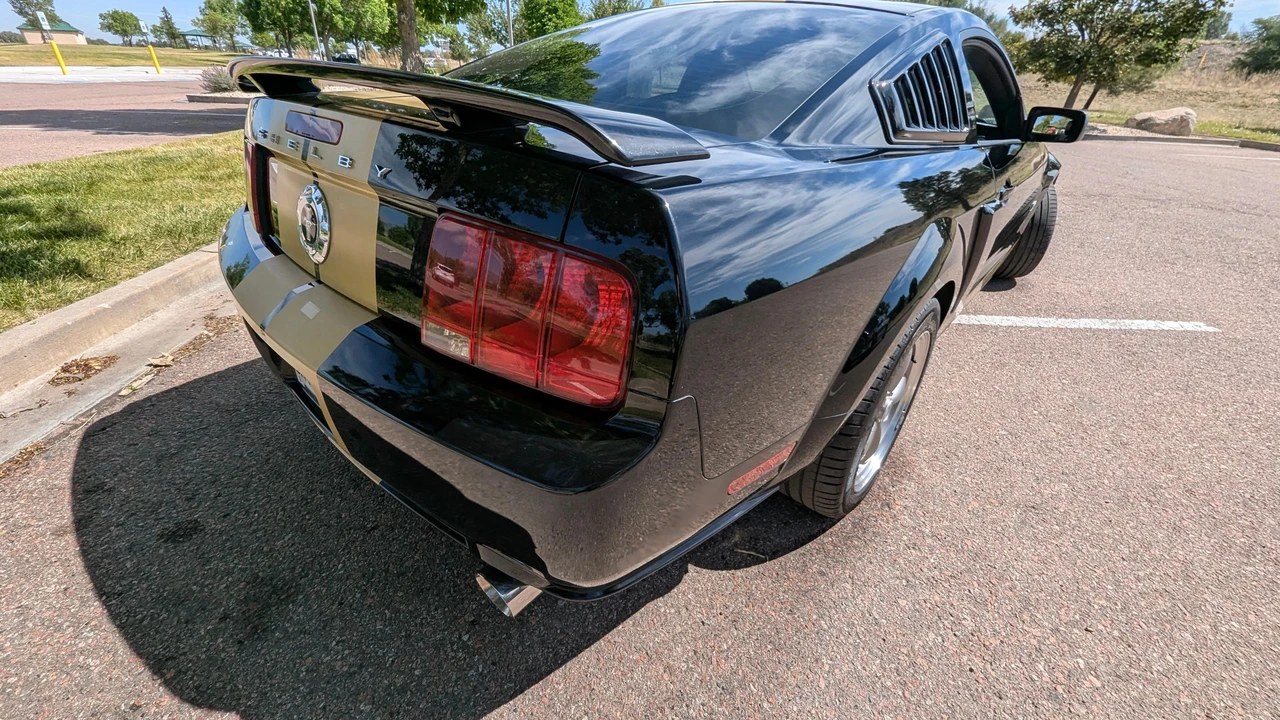 2006 Ford S197 Mustang - Image 11 of 31