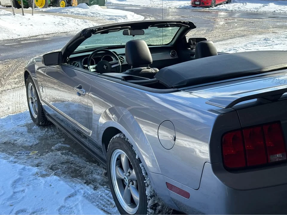 2006 Ford S197 Mustang - Image 2 of 9