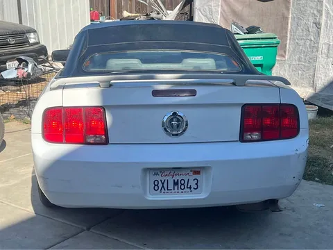 2006 Ford Mustang V6 Convertible 2D