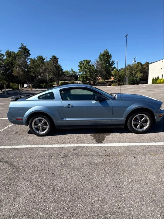 2006 Ford S197 Mustang - Image 2 of 11