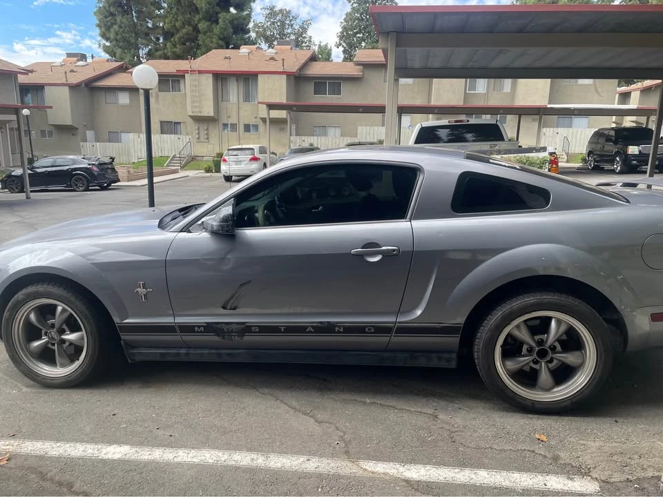 2006 Ford S197 Mustang - Image 2 of 12