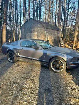 2006 Ford Mustang V6 Coupe 2D