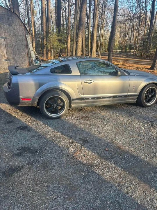2006 Ford S197 Mustang - Image 2 of 6