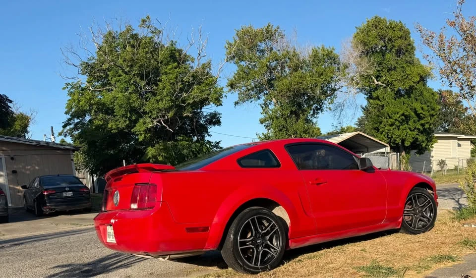 2006 Ford S197 Mustang - Image 10 of 15