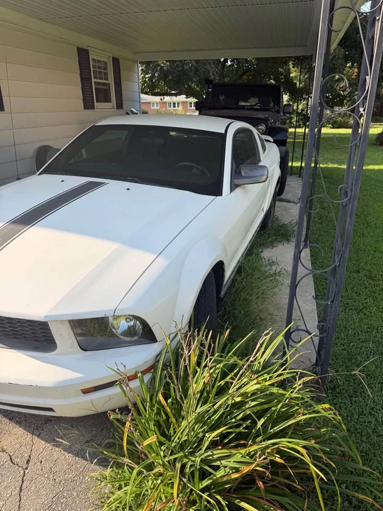 2006 Ford S197 Mustang - Image 3 of 12