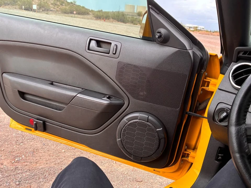 2006 Ford S197 Mustang - Image 10 of 15