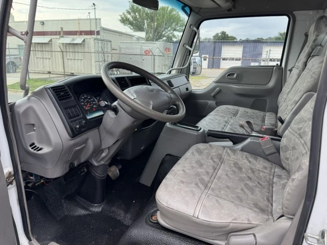 2006 Ford - Image 10 of 19