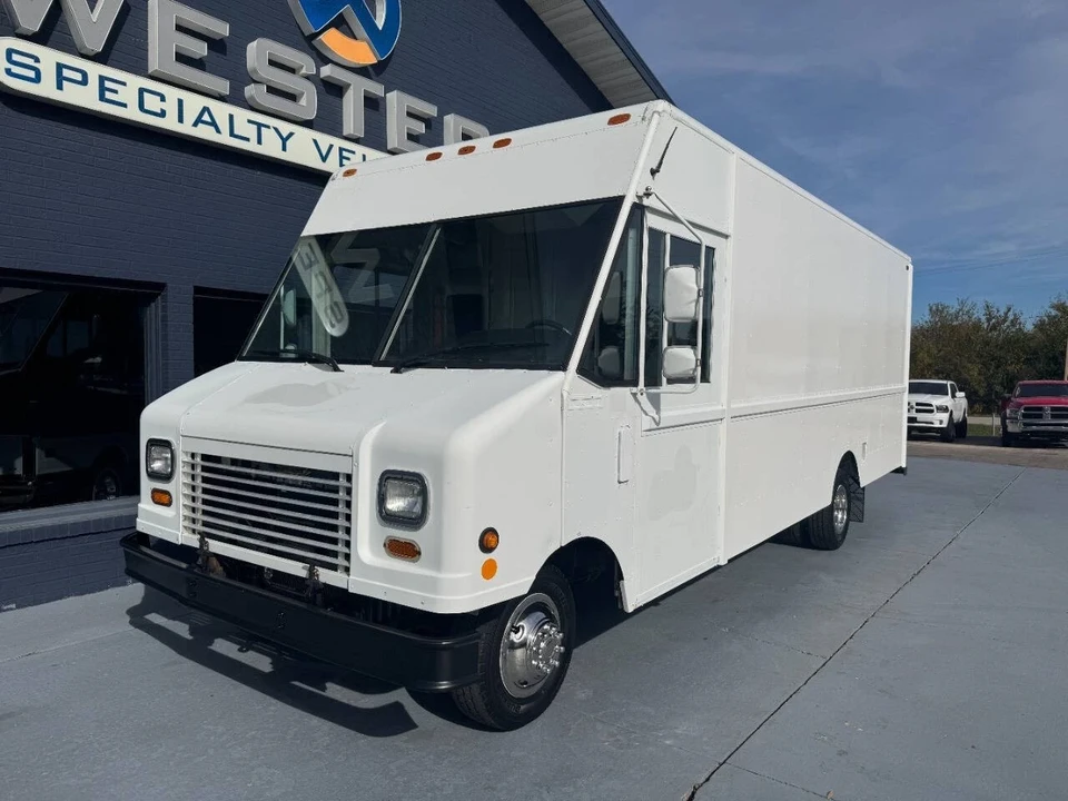 2006 Ford Econoline Van - Image 4 of 12