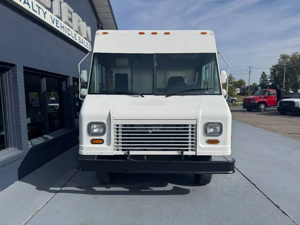 2006 Ford Econoline Van - Image 3 of 12