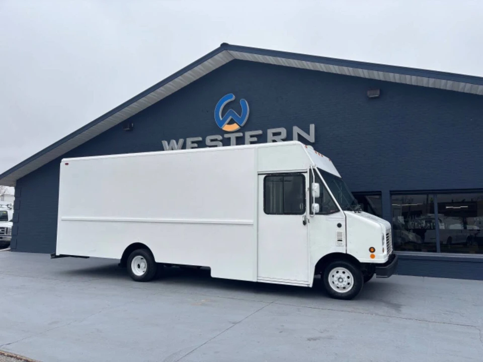 2006 Ford Econoline Van - Image 7 of 12