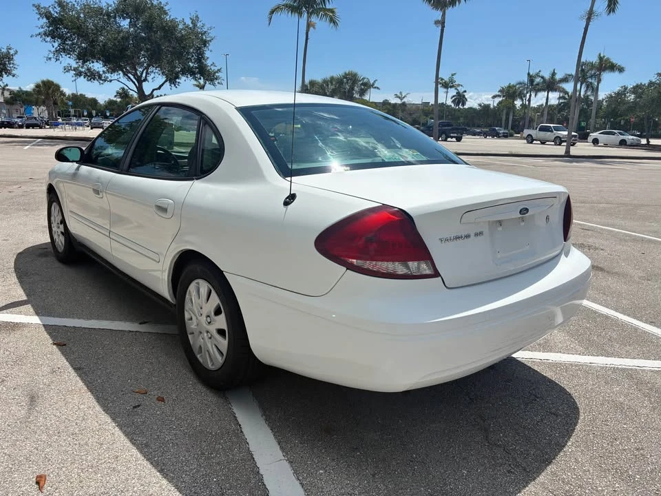2006 Ford Taurus 4th Gen - Image 5 of 6