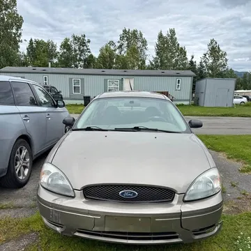 2006 Ford Taurus SE Sedan 4D