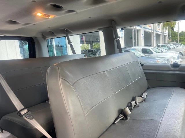 2006 Ford Econoline Van - Image 15 of 21
