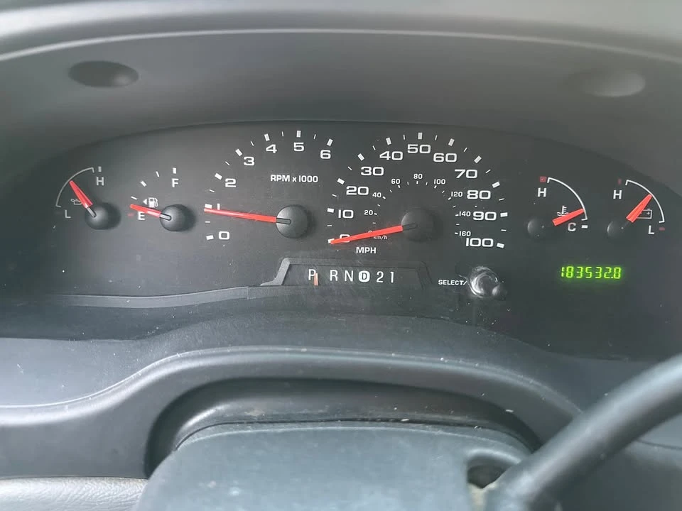 2006 Ford Econoline Van - Image 11 of 13