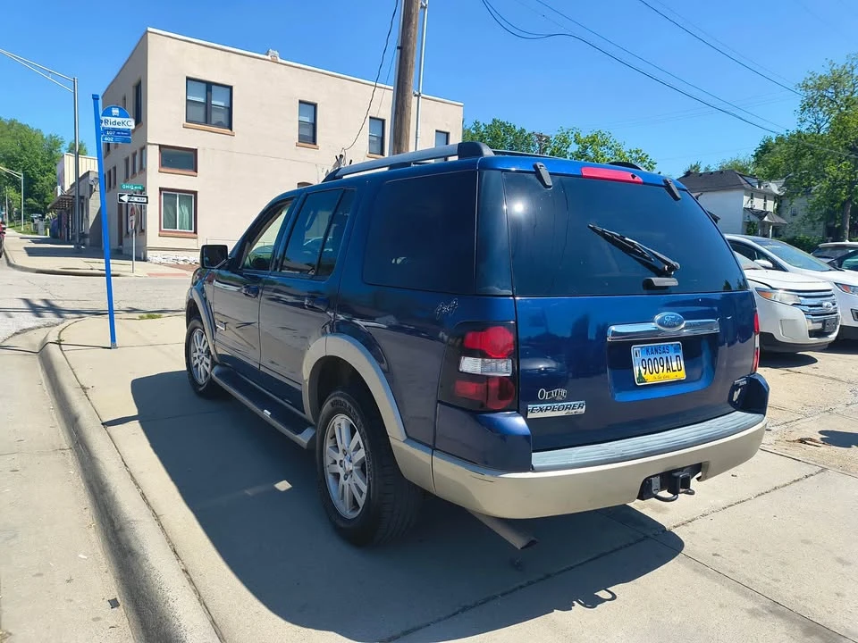 2006 Ford Explorer 4th Gen - Image 3 of 8