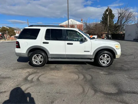 2006 Ford Explorer 4th Gen - Image 4 of 12