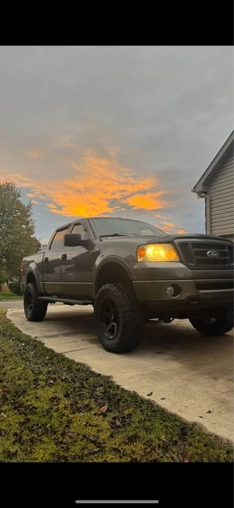 2006 Ford F-150 11th Gen - Image 2 of 2