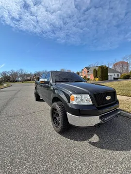 2006 Ford F-150 SuperCrew Cab XLT