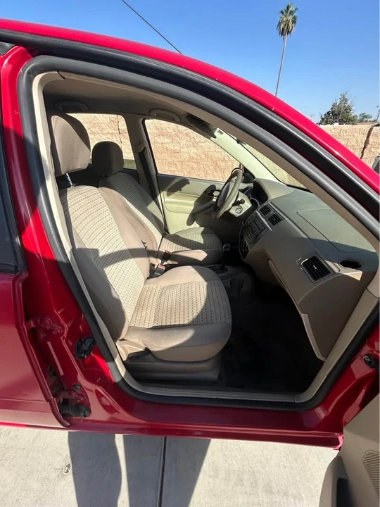 2006 Ford Focus 2nd Gen - Image 5 of 8