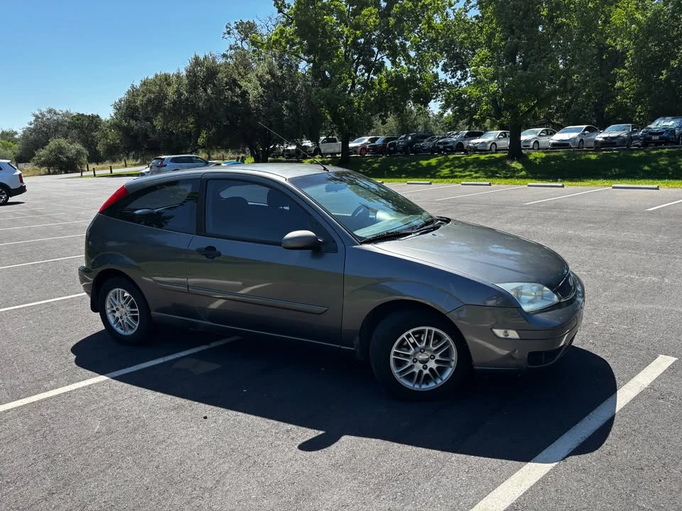 2006 Ford Focus 2nd Gen - Image 3 of 12
