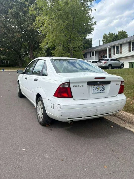 2006 Ford Focus 1st Gen - Image 3 of 8