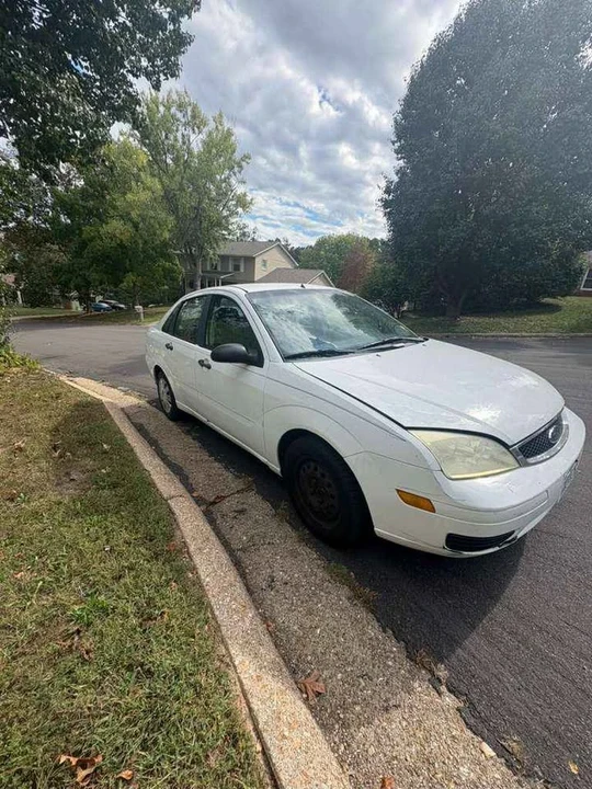 2006 Ford Focus 1st Gen - Image 2 of 8