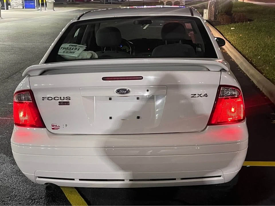 2006 Ford Focus 2nd Gen - Image 6 of 14