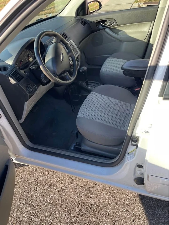 2006 Ford Focus 2nd Gen - Image 8 of 14