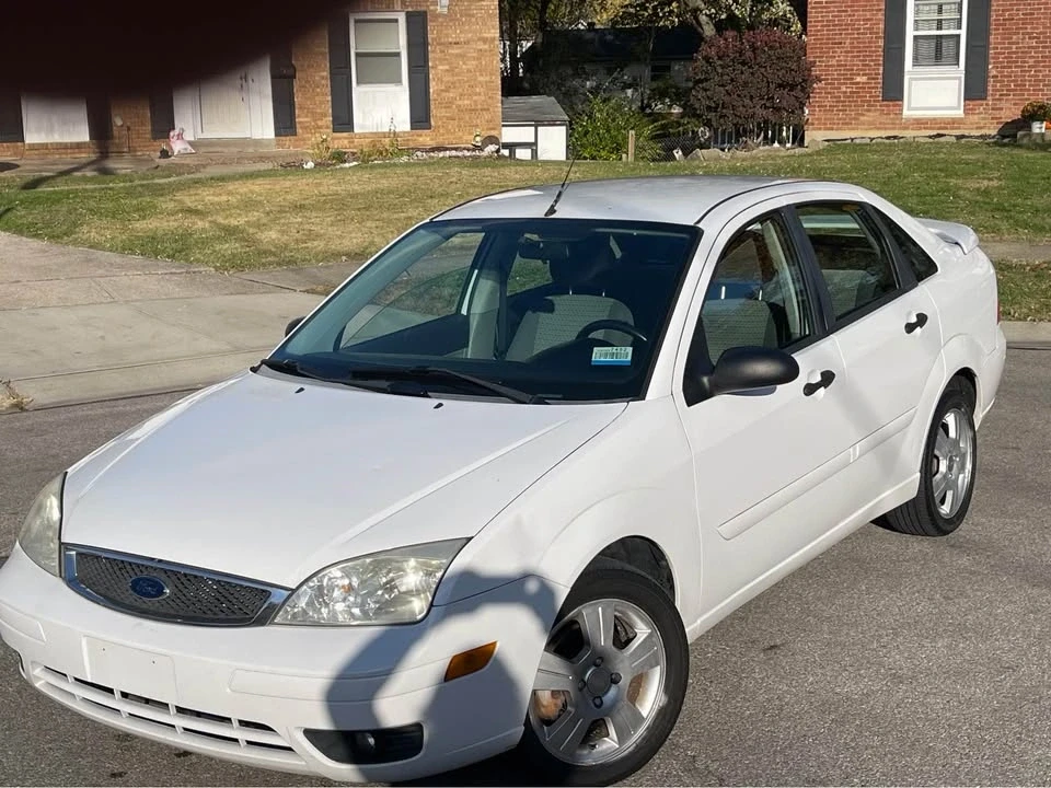 2006 Ford Focus 2nd Gen - Image 13 of 14