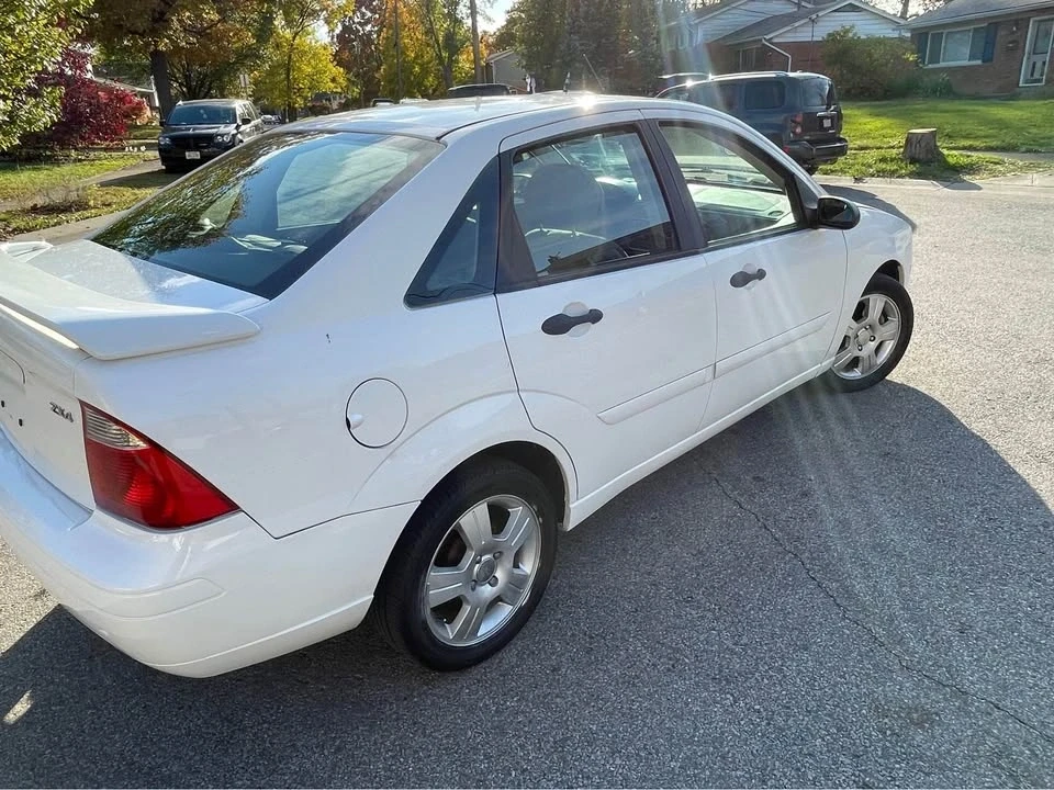 2006 Ford Focus 2nd Gen - Image 14 of 14