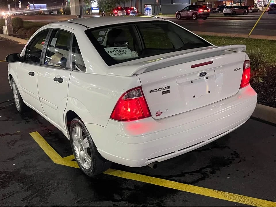 2006 Ford Focus 2nd Gen - Image 3 of 14