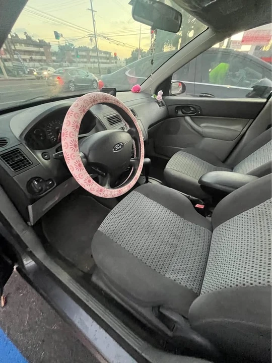 2006 Ford Focus 2nd Gen - Image 8 of 10