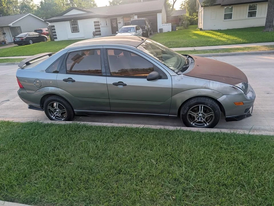 2006 Ford Focus 2nd Gen - Image 5 of 5