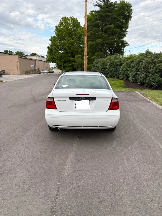 2006 Ford Focus 2nd Gen - Image 7 of 13