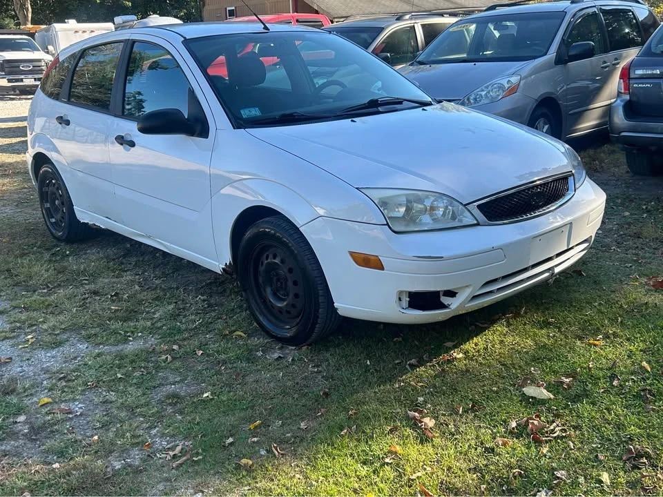 2006 Ford Focus 2nd Gen - Image 5 of 12