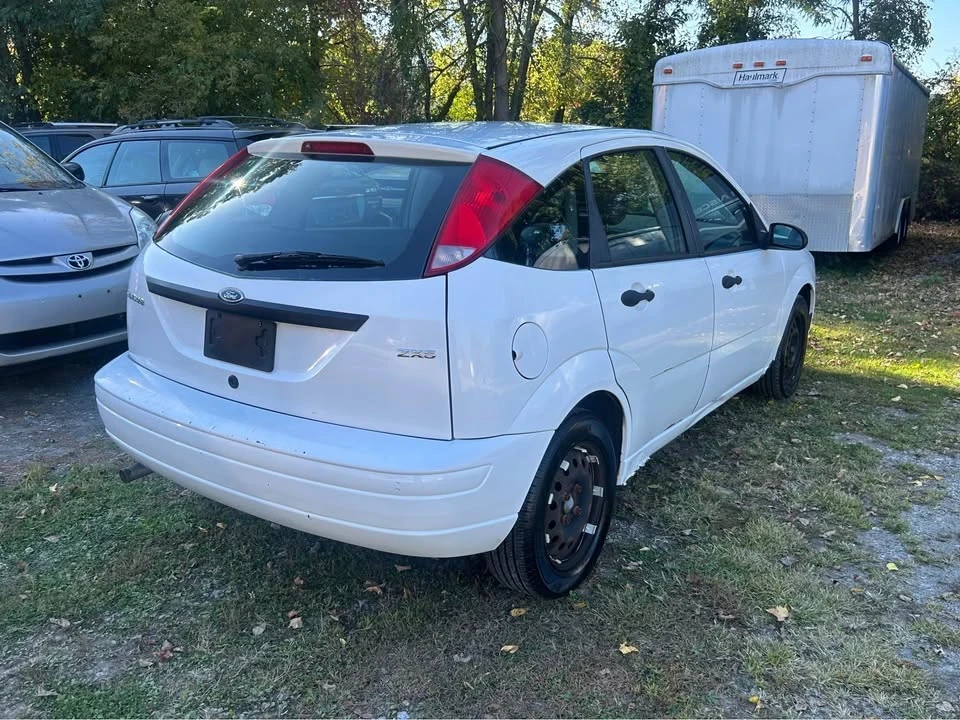 2006 Ford Focus 2nd Gen - Image 8 of 12