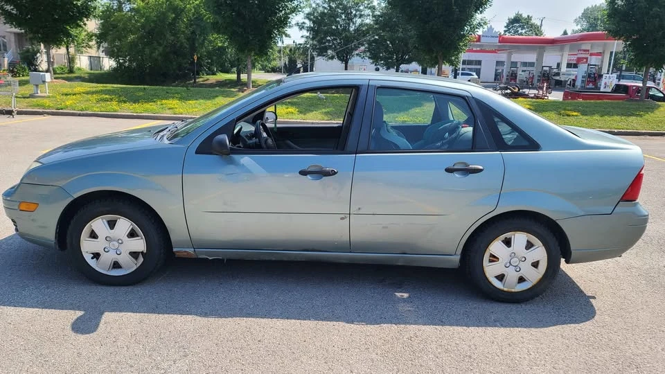 2006 Ford Focus 2nd Gen - Image 2 of 8