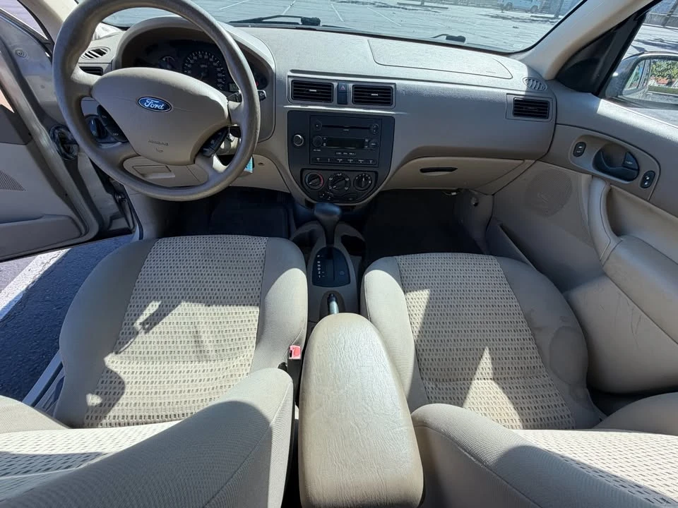 2006 Ford Focus 2nd Gen - Image 11 of 17