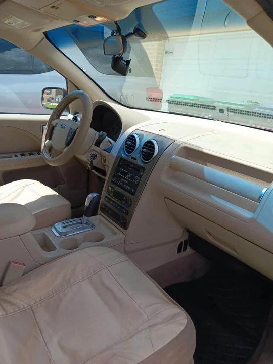 2006 Ford Freestyle - Image 7 of 10