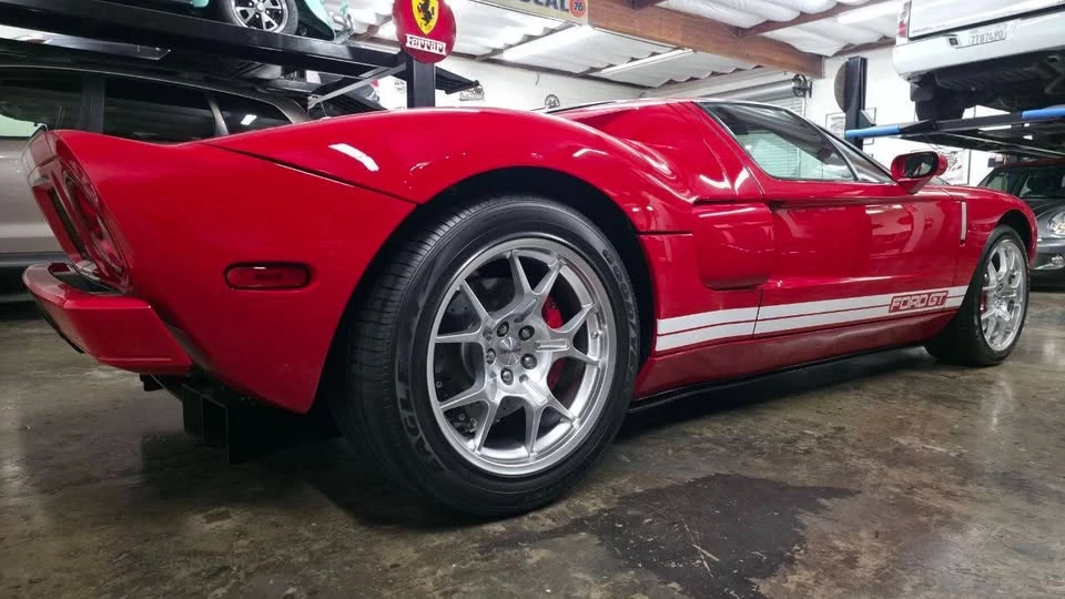 2006 Ford GT 1st Gen - Image 13 of 20