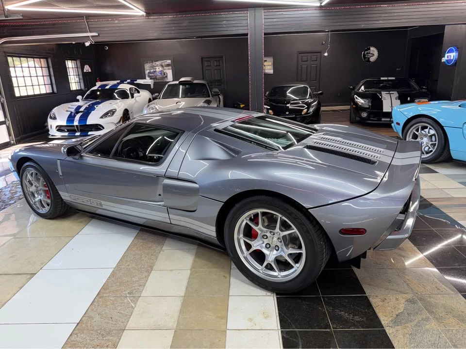 2006 Ford GT 1st Gen - Image 11 of 20