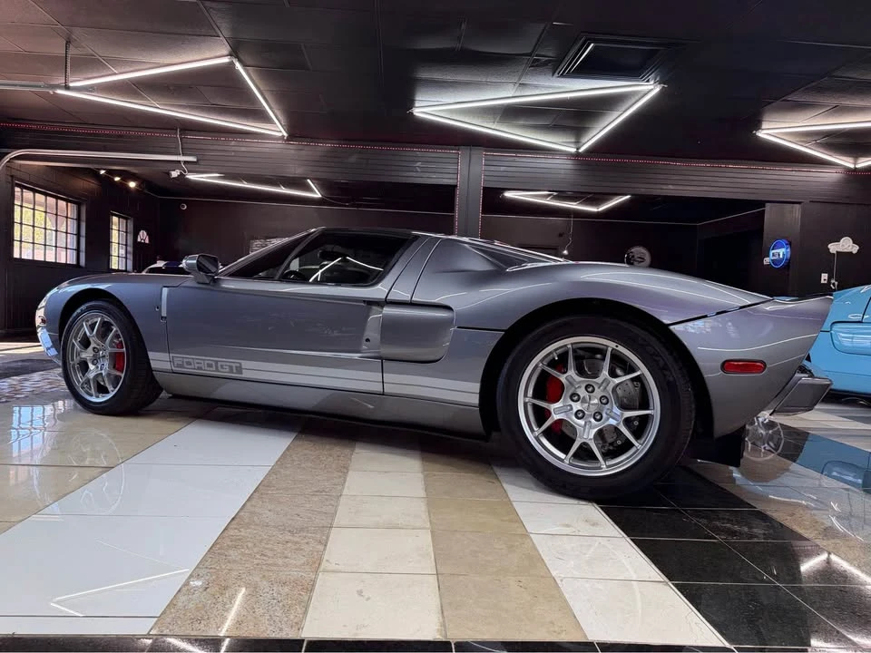 2006 Ford GT 1st Gen - Image 10 of 20