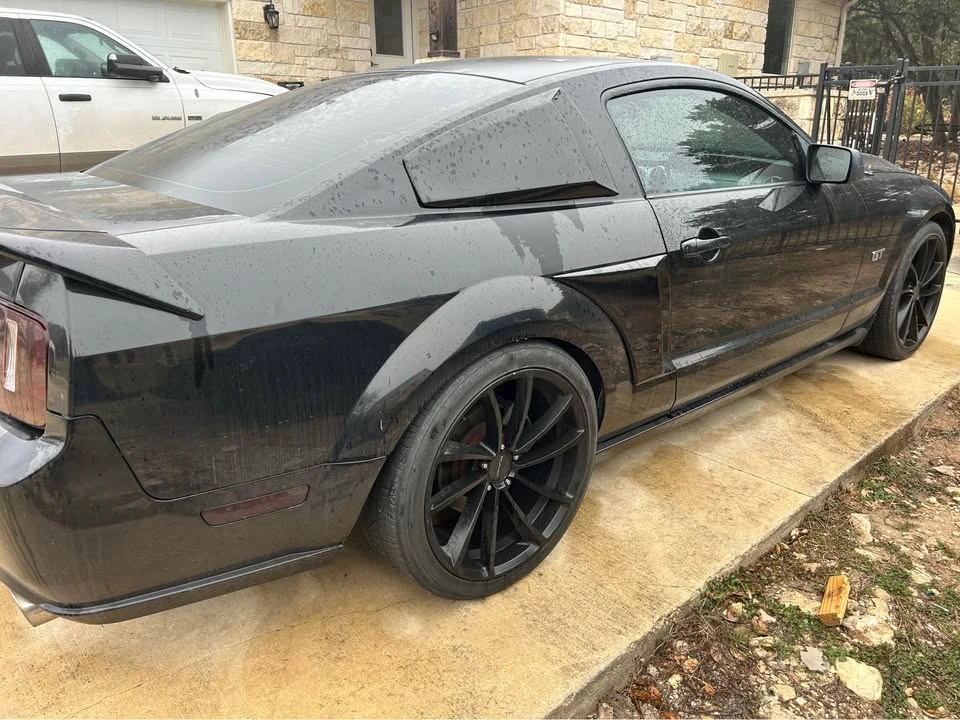 2006 Ford GT 1st Gen - Image 3 of 4