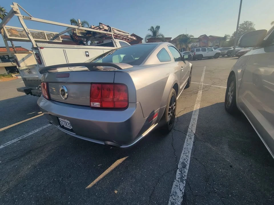 2006 Ford GT 1st Gen - Image 2 of 17