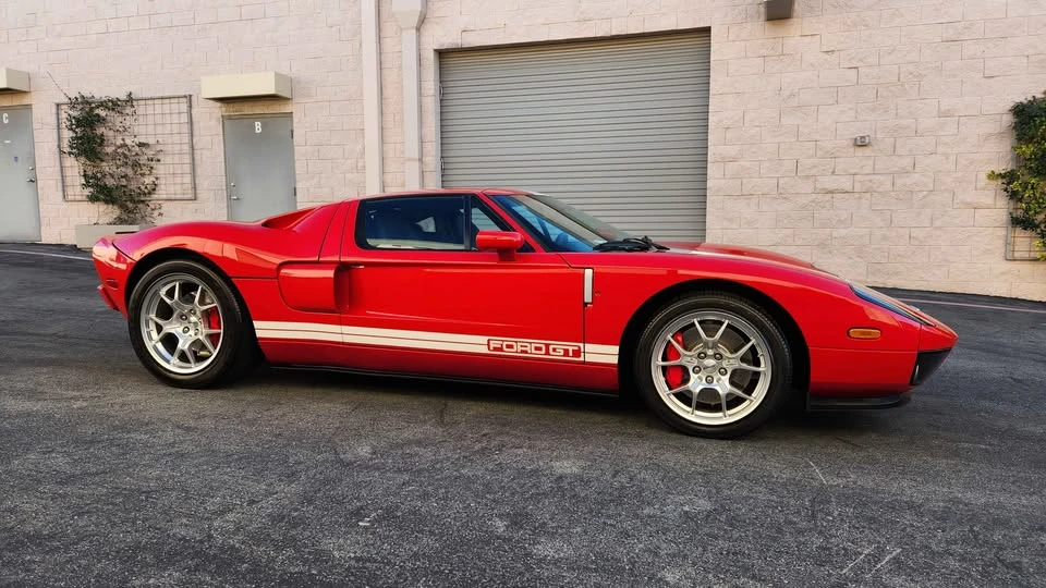 2006 Ford GT 1st Gen - Image 2 of 20