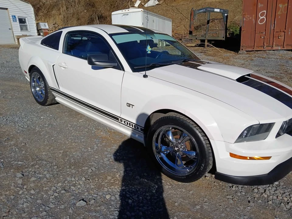 2006 Ford GT 1st Gen - Image 3 of 9