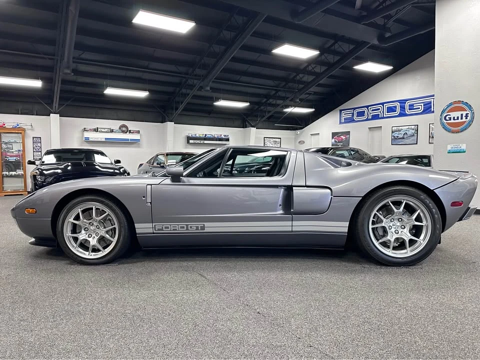 2006 Ford GT 1st Gen - Image 4 of 17