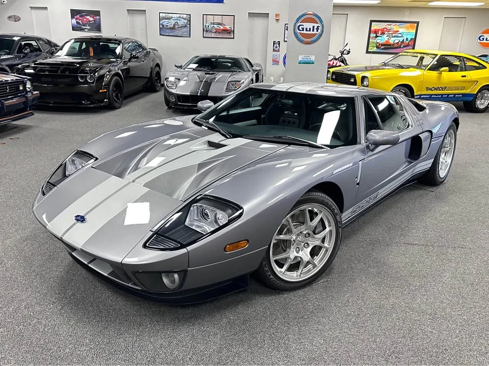2006 Ford GT 1st Gen - Image 2 of 17